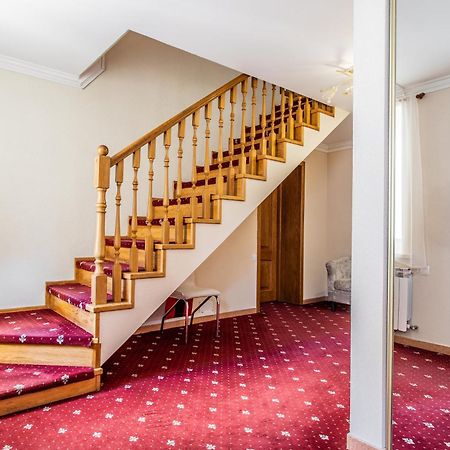 Star Rent Hotel Кишинев Екстериор снимка