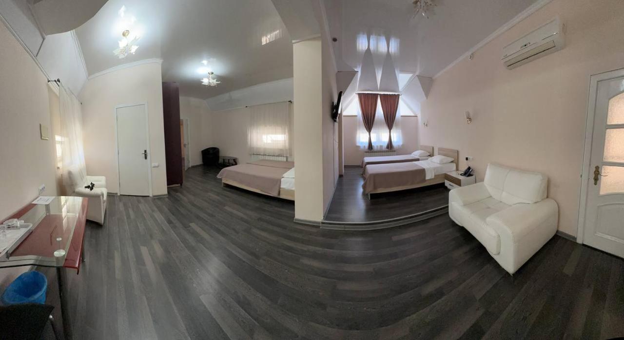 Star Rent Hotel Кишинев Екстериор снимка