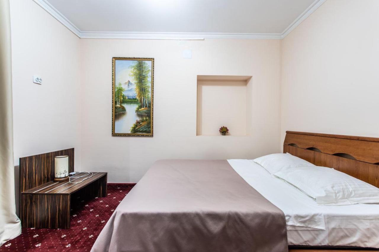 Star Rent Hotel Кишинев Екстериор снимка