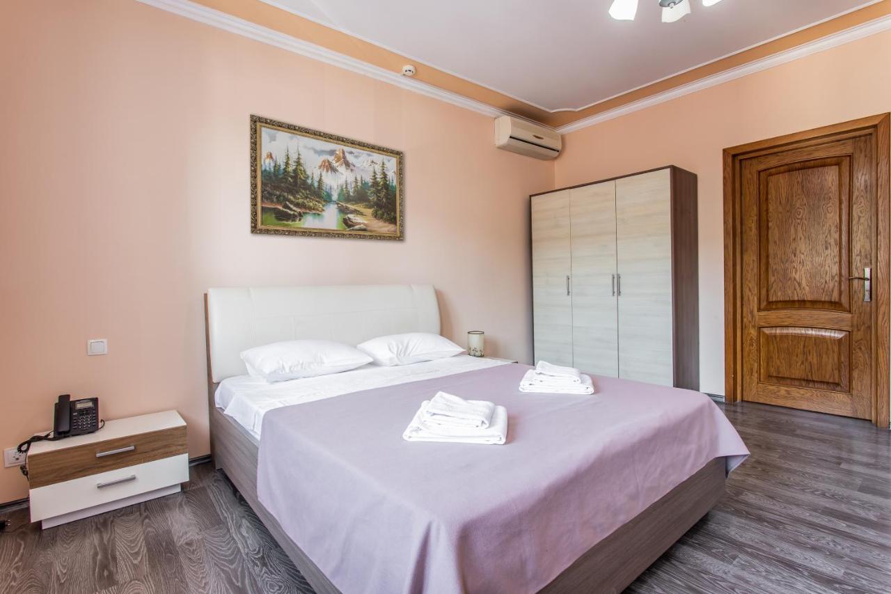 Star Rent Hotel Кишинев Екстериор снимка