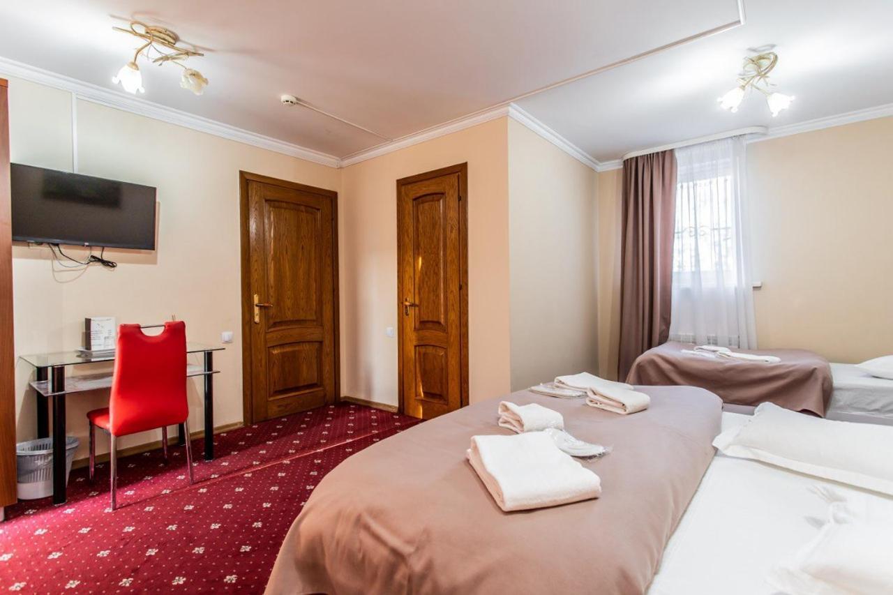 Star Rent Hotel Кишинев Екстериор снимка