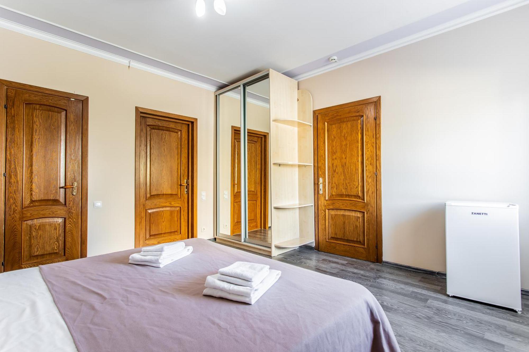 Star Rent Hotel Кишинев Екстериор снимка