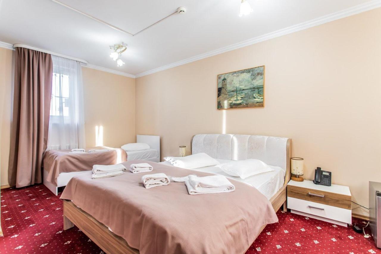 Star Rent Hotel Кишинев Екстериор снимка