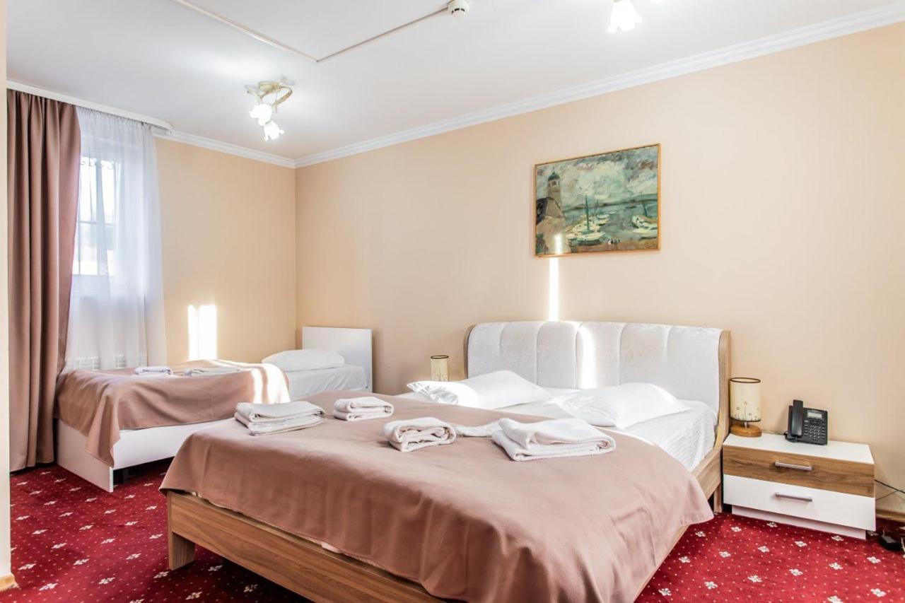 Star Rent Hotel Кишинев Екстериор снимка