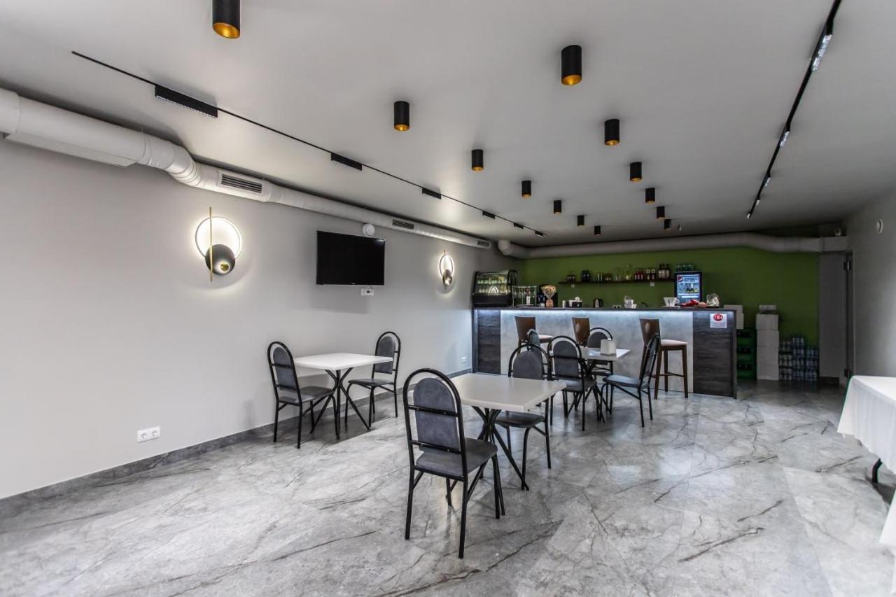 Star Rent Hotel Кишинев Екстериор снимка