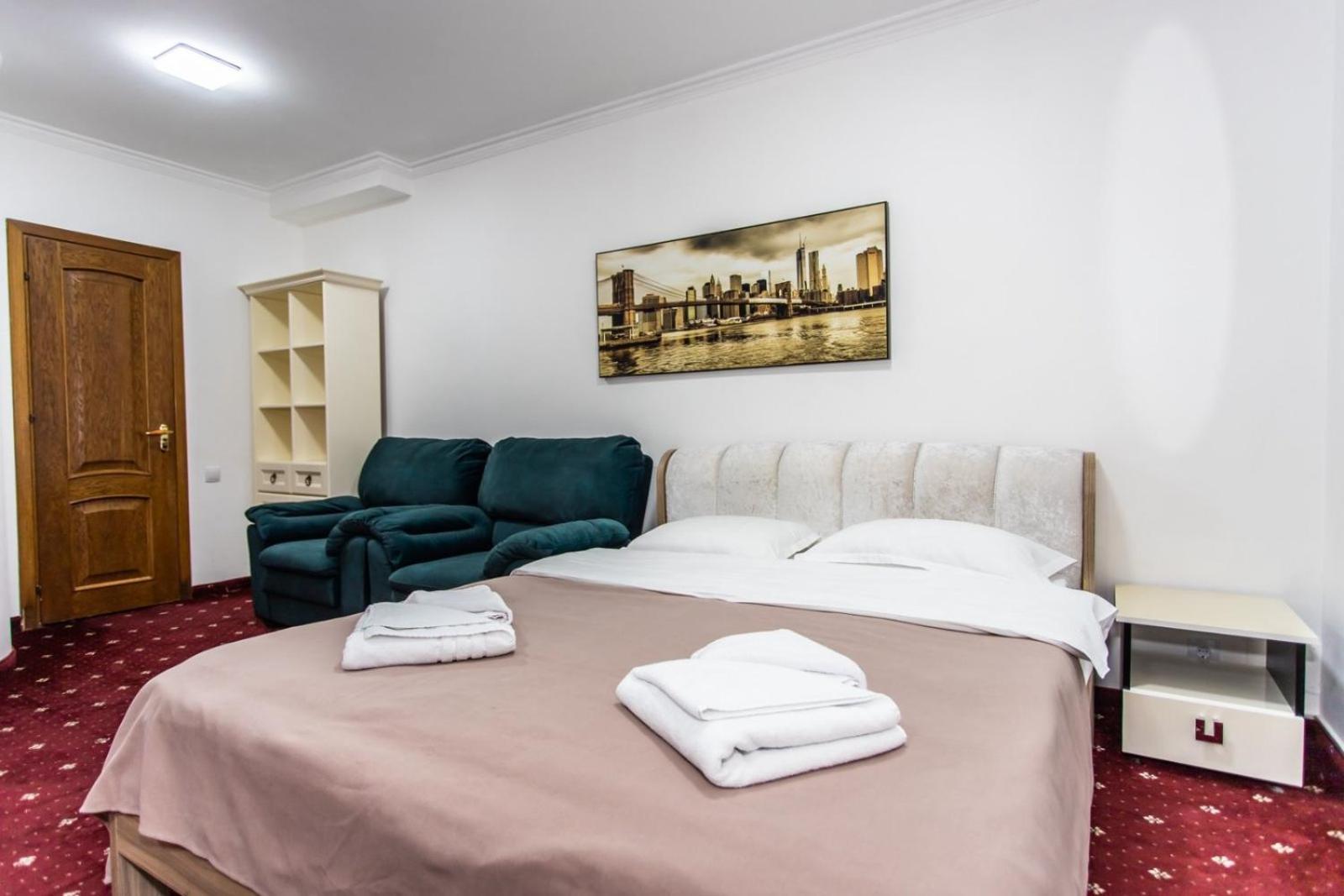 Star Rent Hotel Кишинев Екстериор снимка